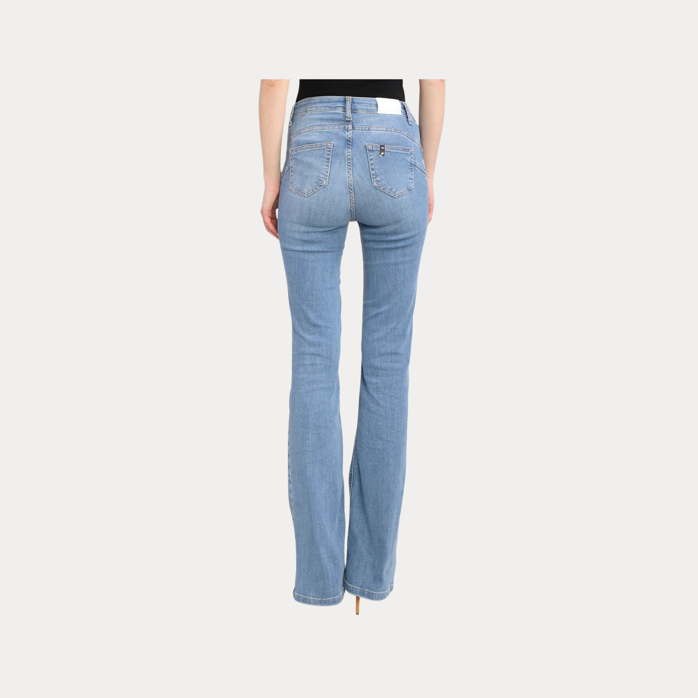 Jeans Donna modello a zampa